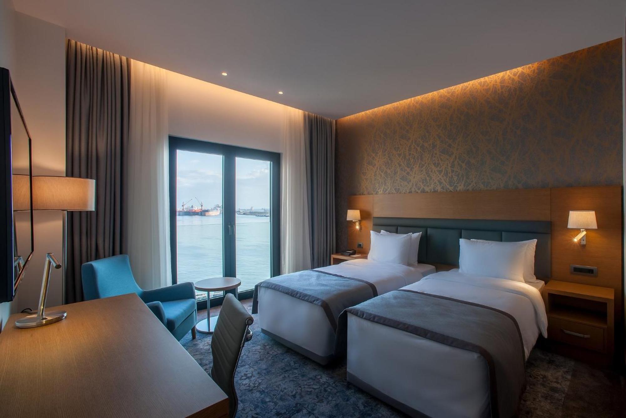 Holiday Inn Istanbul - Tuzla Bay By Ihg Ngoại thất bức ảnh